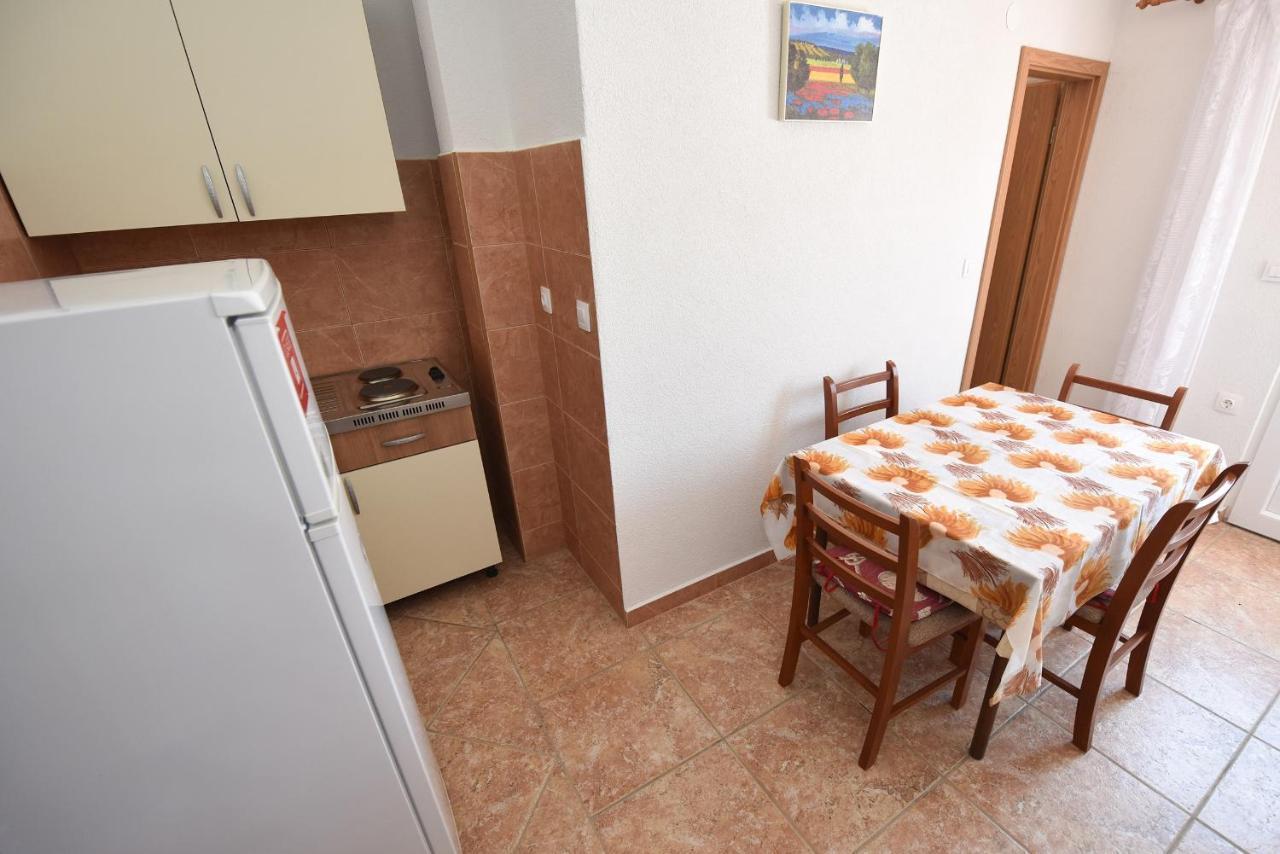 Apartments By The Sea Metajna, Pag - 6522 Zubovici Exterior photo