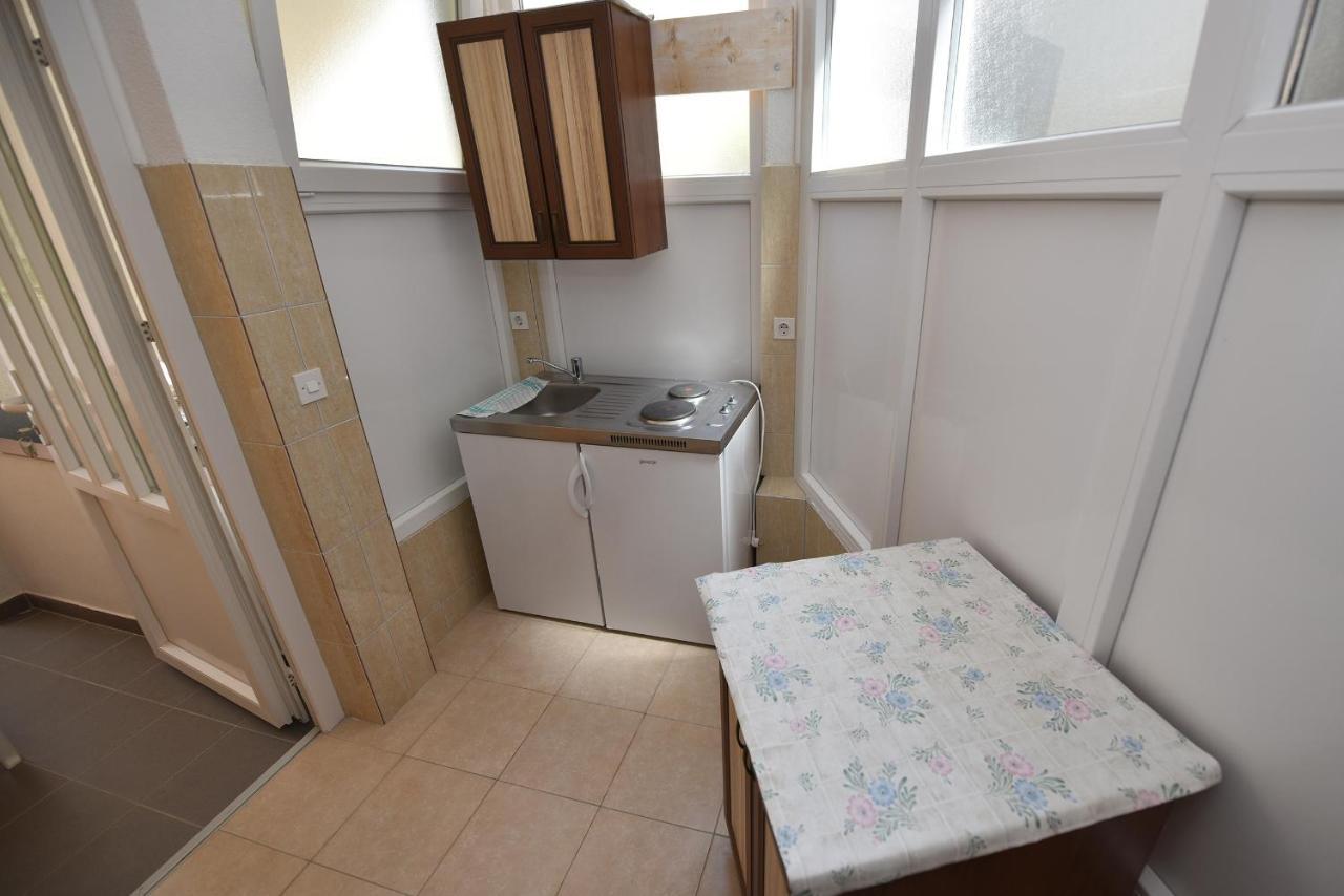 Apartments By The Sea Metajna, Pag - 6522 Zubovici Exterior photo
