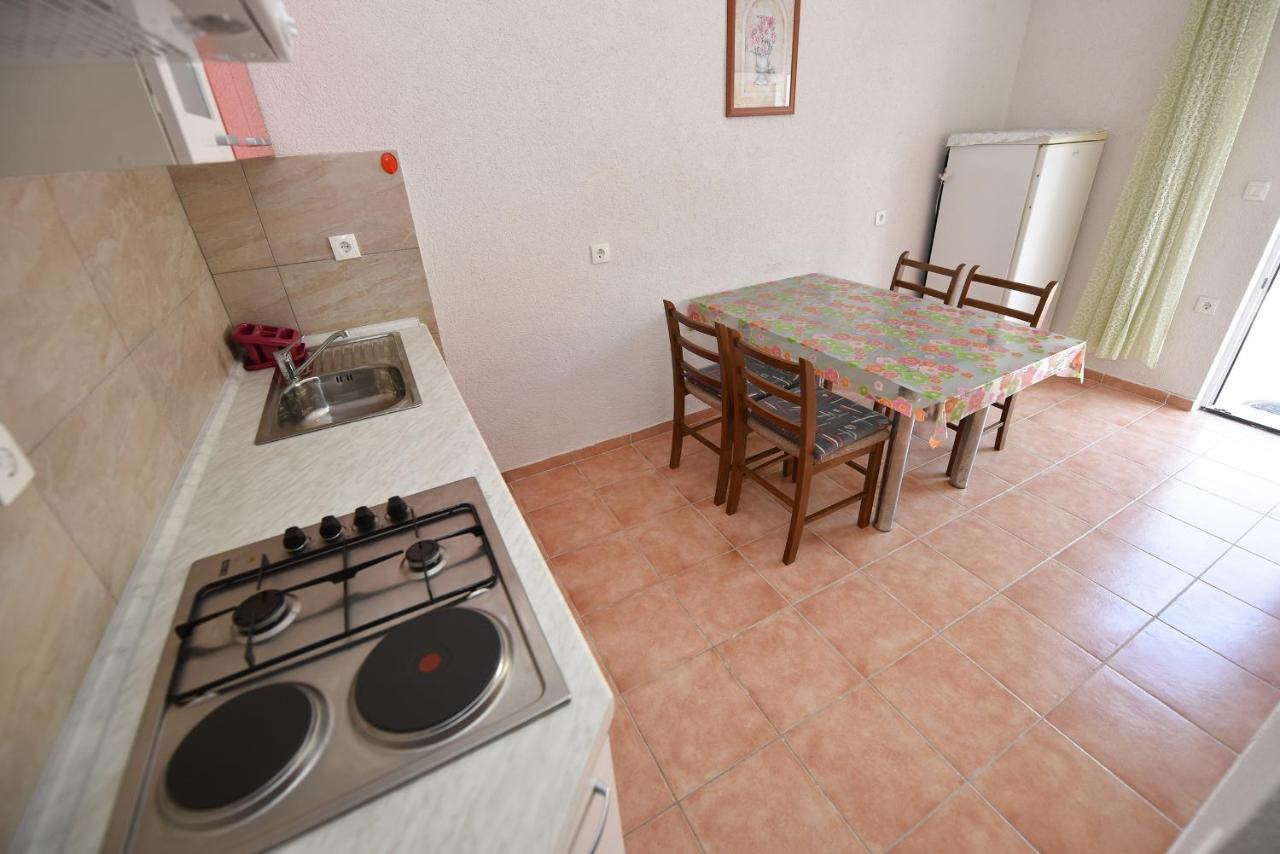 Apartments By The Sea Metajna, Pag - 6522 Zubovici Exterior photo