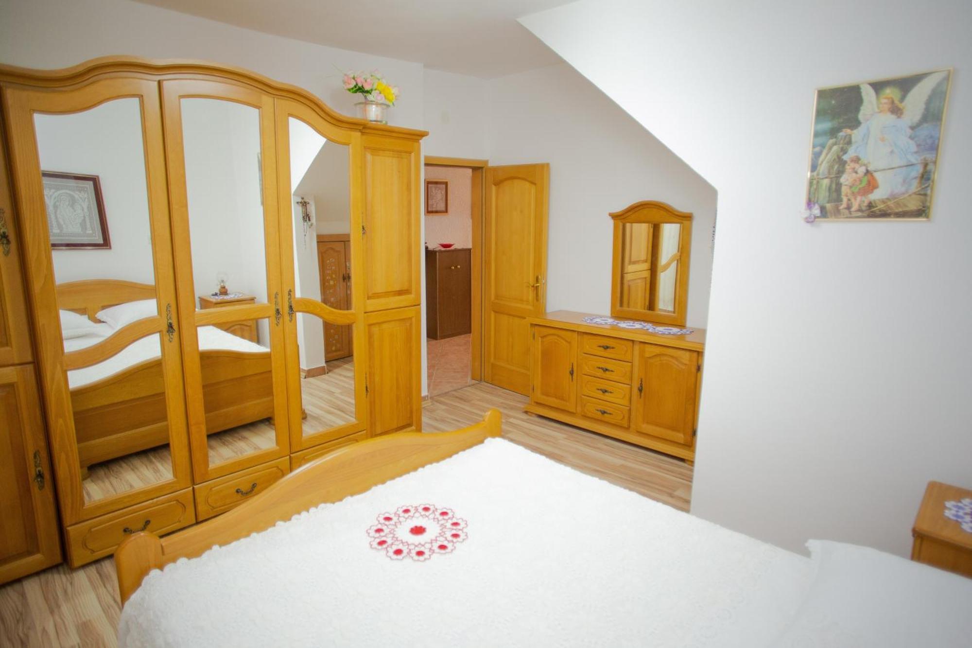 Apartments By The Sea Metajna, Pag - 6522 Zubovici Room photo