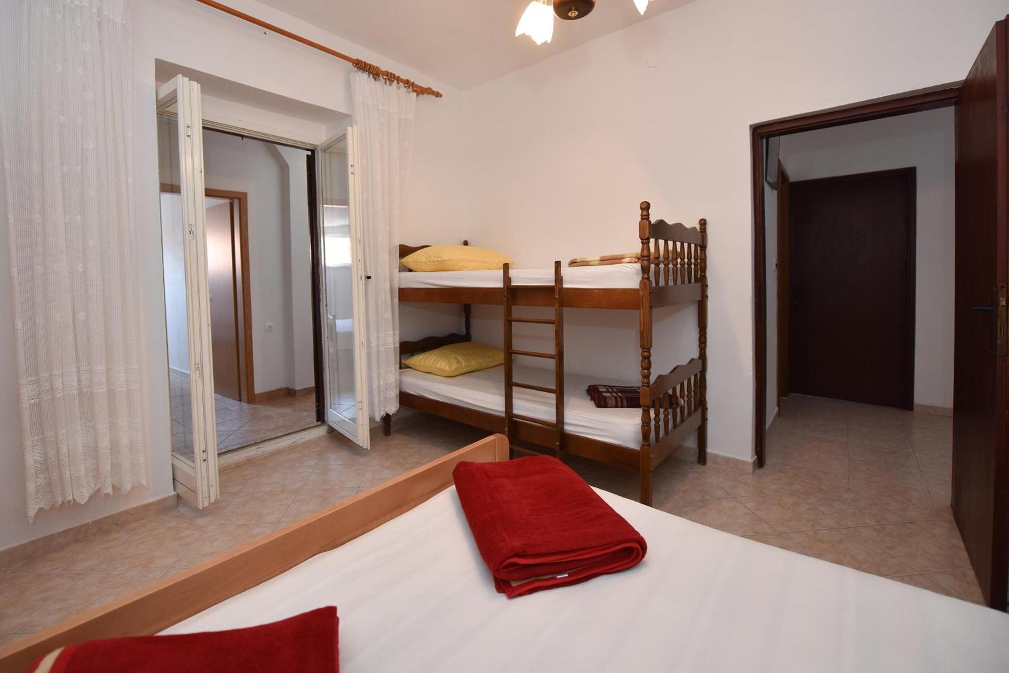 Apartments By The Sea Metajna, Pag - 6522 Zubovici Room photo